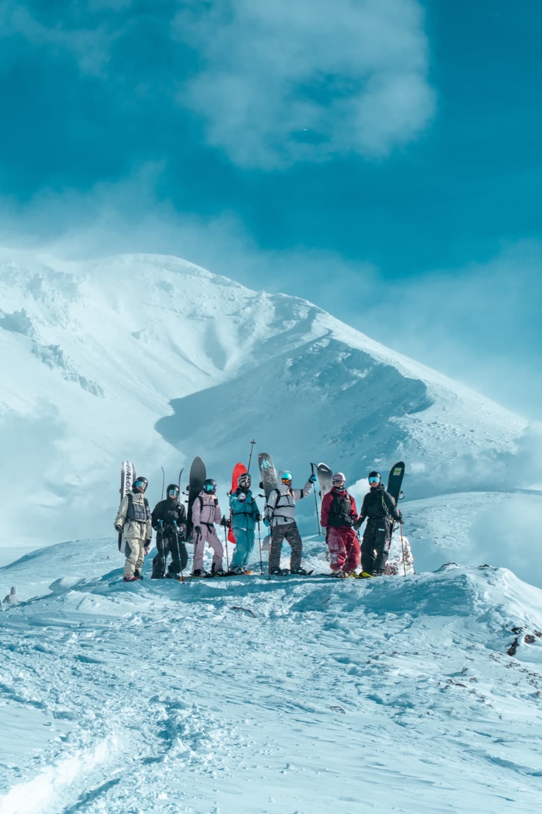 PURE SKI 教練團隊山頂合照